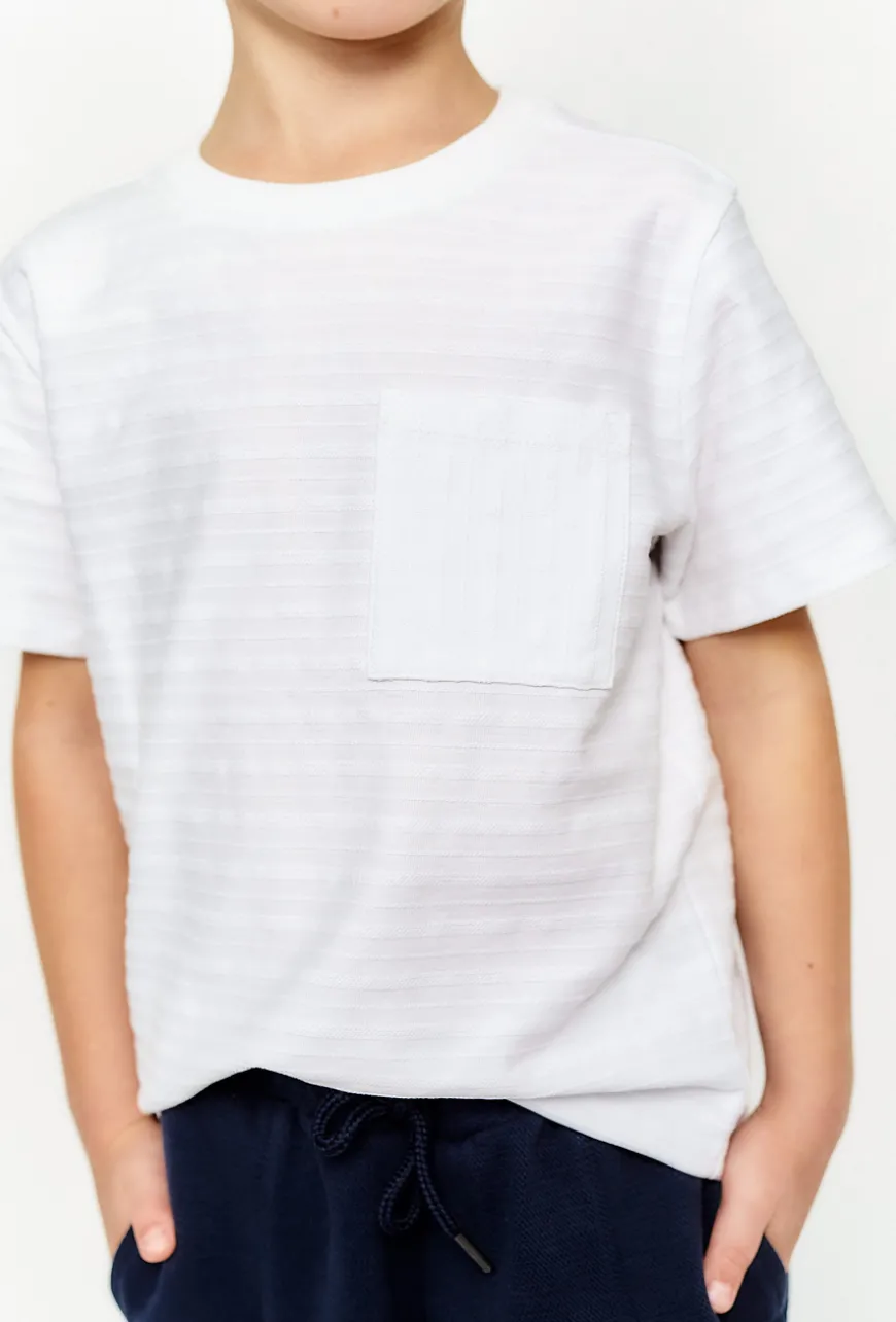Biały T-shirt chłopięcy