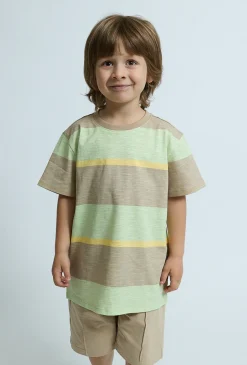 Chłopięcy T-shirt w kolorowe pasy