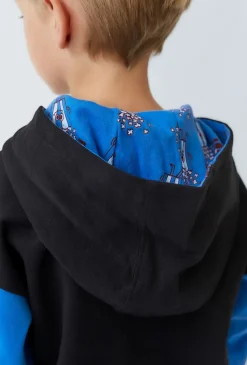 Czarna bluza chłopięca z kapturem i haftem - Limited Edition