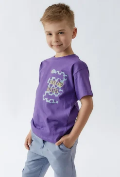 Dzianinowy t-shirt chłopięcy z nadrukiem