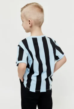 Dzianinowy t-shirt w niebiesko - granatowe paski