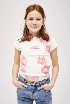 Dziewczęcy t-shirt z dzianiny w prążki - ecru w kwiaty