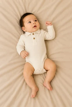 Eleganckie body niemowlęce z długim rękawem