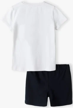 Komplet na zajęcia sportowe - biały t-shirt i granatowe spodenki