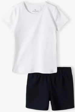 Komplet na zajęcia sportowe - biały t-shirt i granatowe spodenki