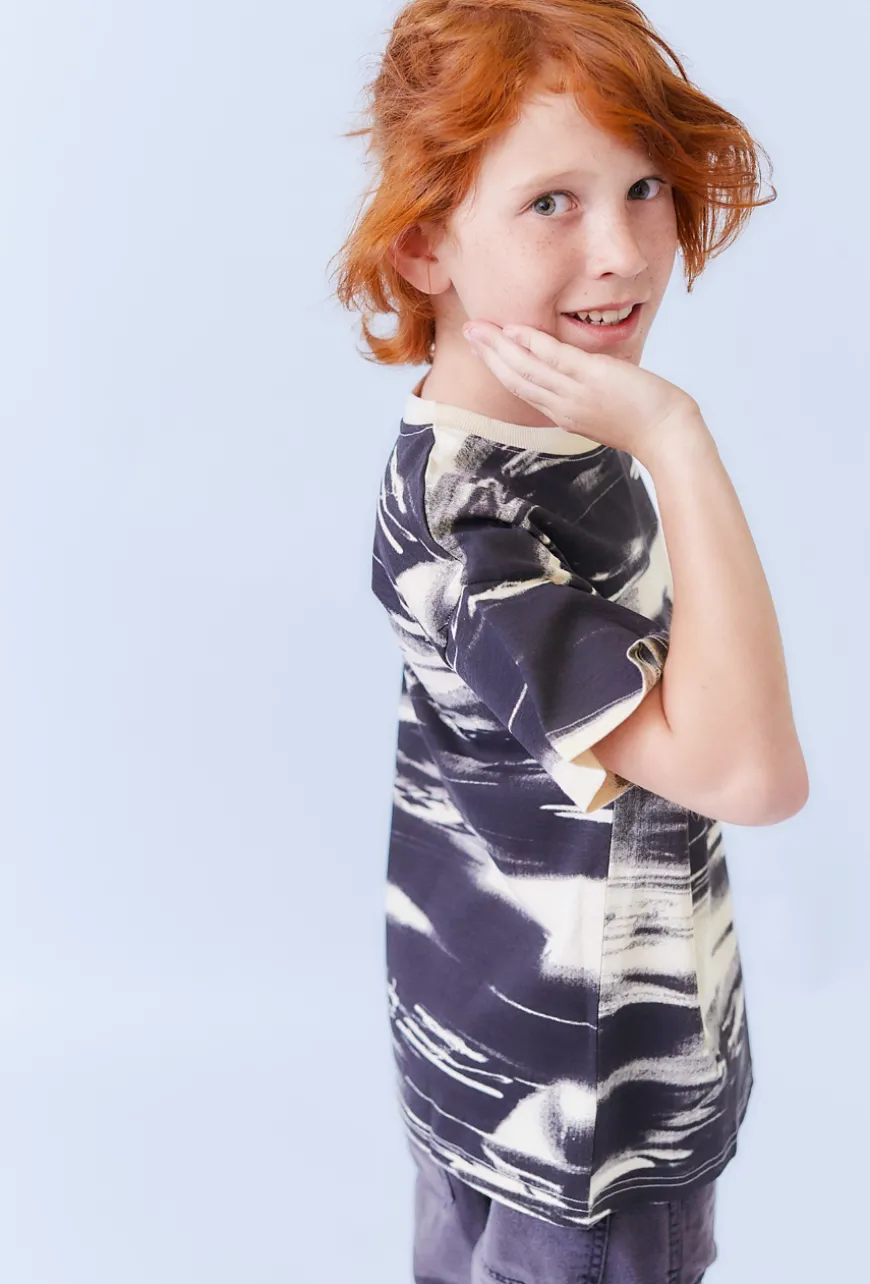 Koszulka chłopięca oversize z efektem tie-dye