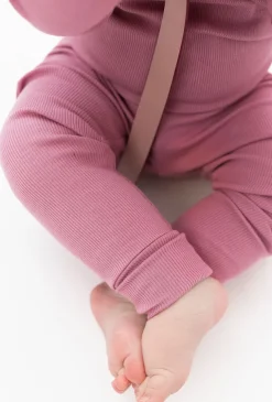 Różowe legginsy niemowlęce - prążkowane