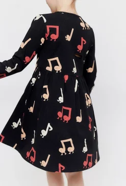 Sukienka z długim rękawem w nutki