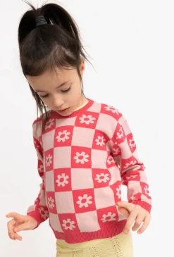 Sweter dla dziewczynki w szachownicę