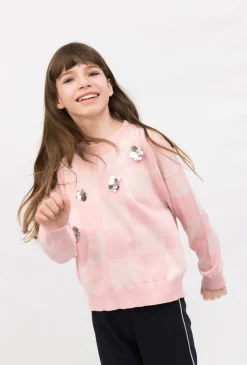 Sweter dziewczęcy w szachownicę z cekinowymi aplikacjami