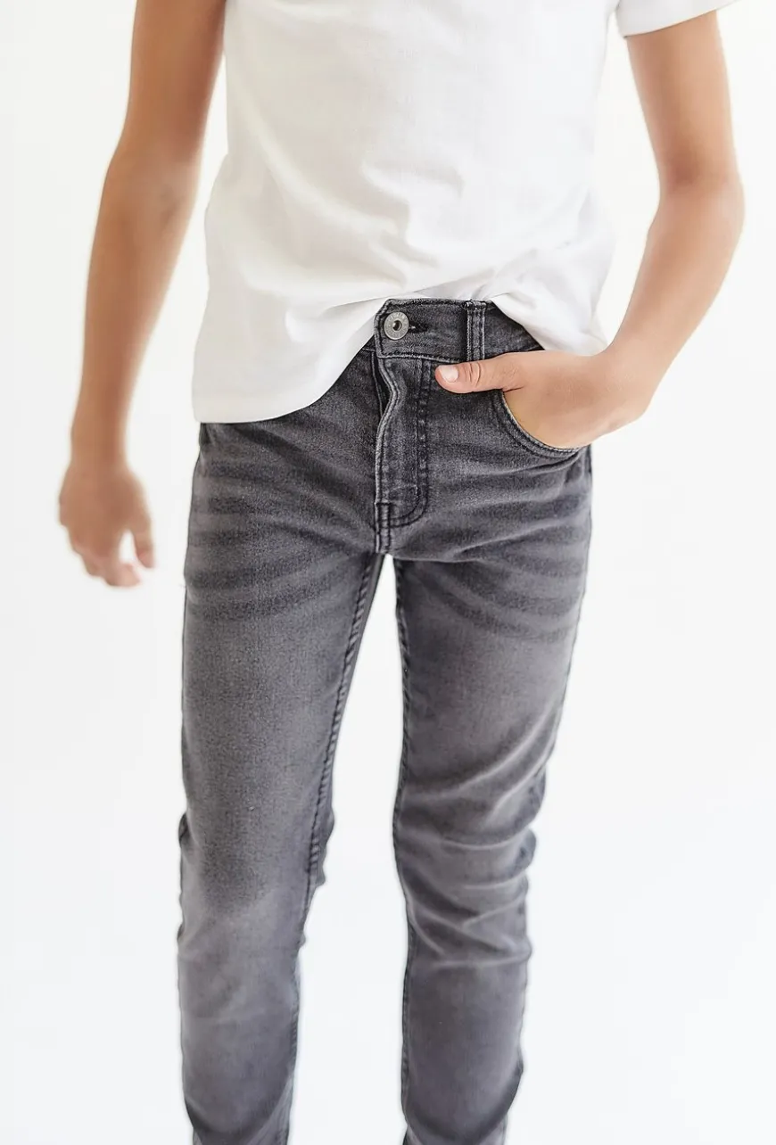 Szare spodnie jeansowe - slim