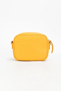 Żółta torebka crossbody z kolorowym paskiem