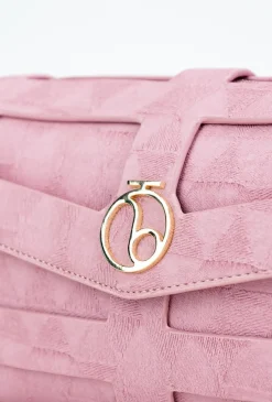 Torebka crossbody z efektowną klapą