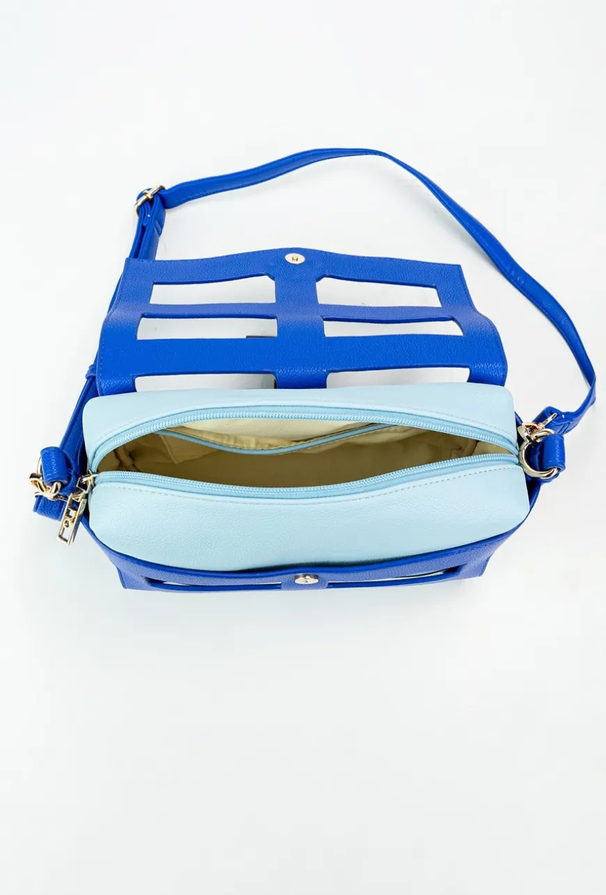 Torebka crossbody z efektowną klapą