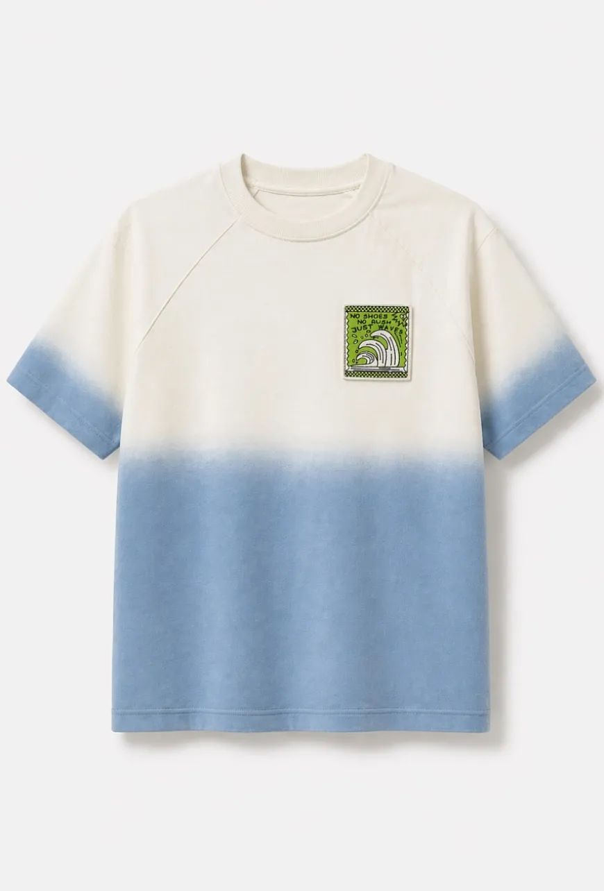 T-shirt chłopięcy dip-dye – z naszywką „Just Waves”
