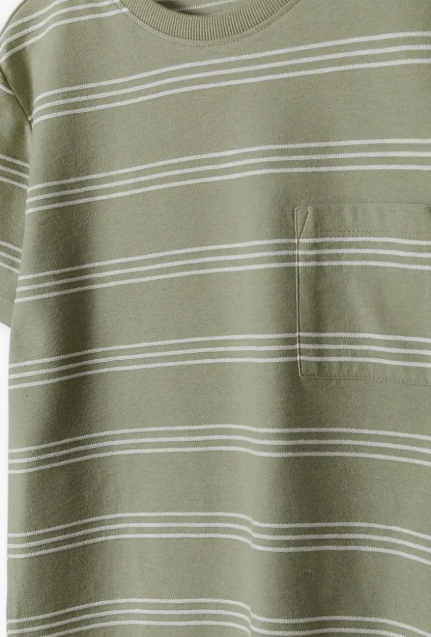 T-shirt chłopięcy w paski z kieszonką