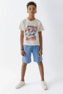 T-shirt chłopięcy z dynamicznym nadrukiem
