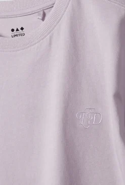 T-shirt chłopięcy z haftem