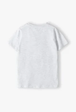T-shirt chłopięcy z wozem strażackim