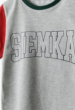 T-shirt dzianinowy z napisem - Siemka - 5.10.15.