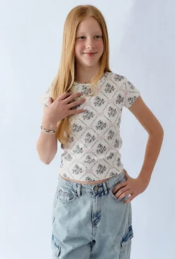 T-shirt prążkowany z delikatnym wzorem